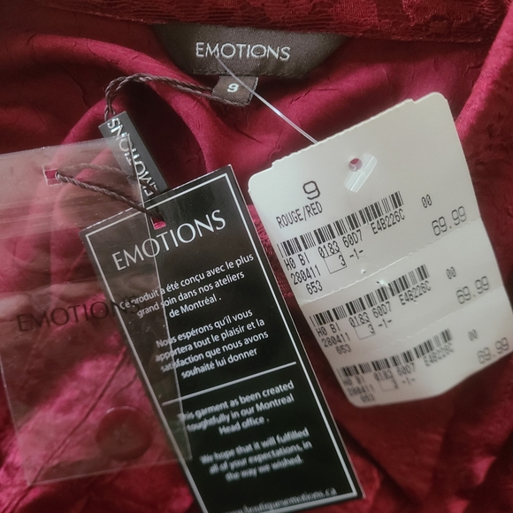 🔥HOST PICK 🟣EMOTIONS blouse for women - Picture 4 of 7